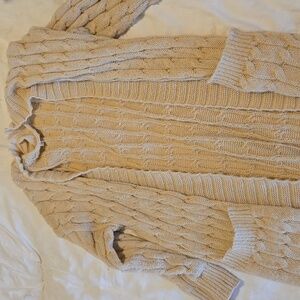 Cable Knit Chunky Cardigan 🍦